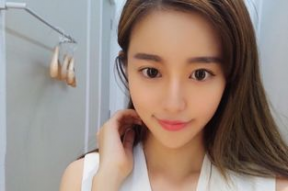 葛小允家庭背景,出身名门，传承家族荣耀的传奇人生